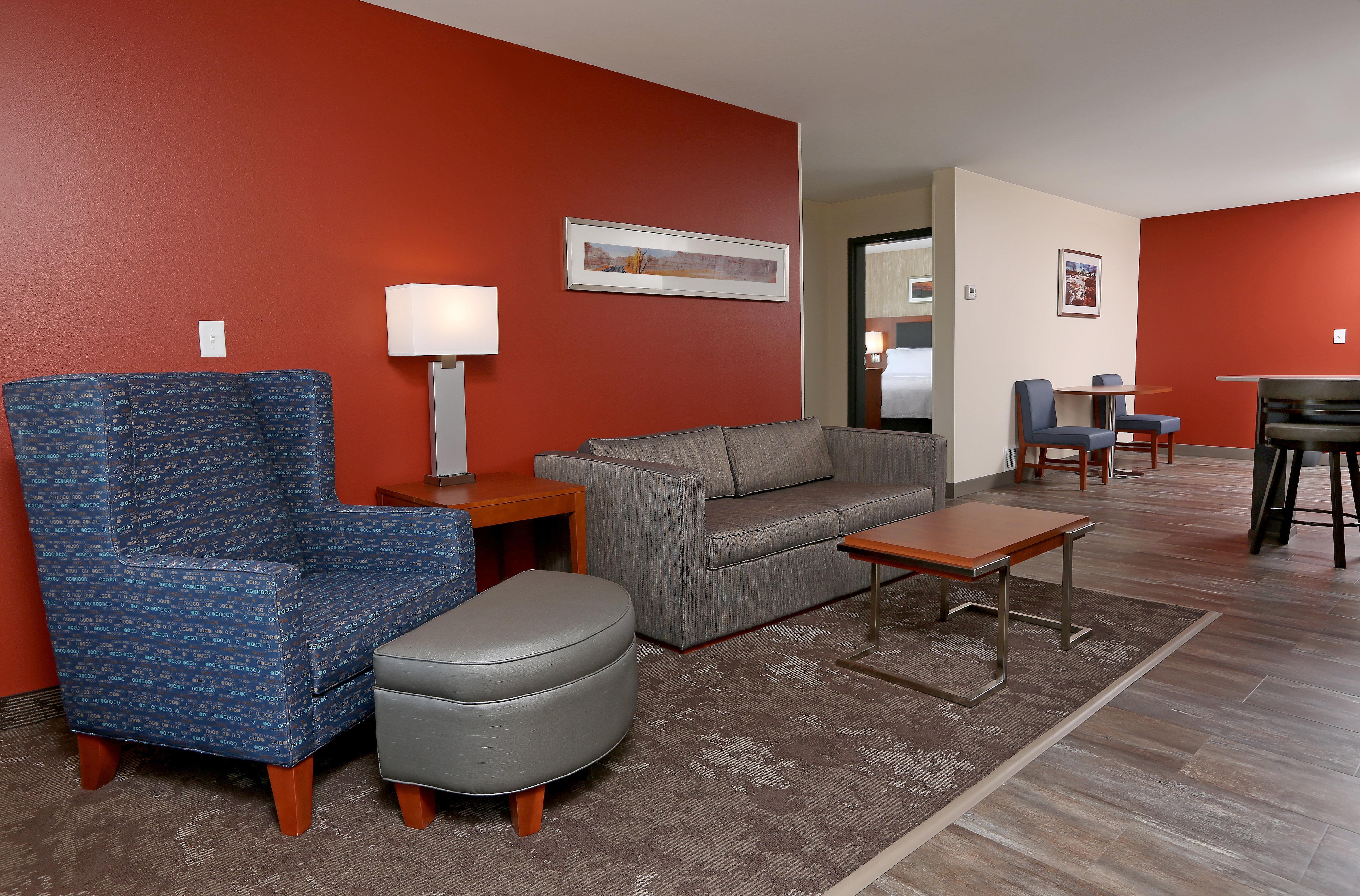 Holiday Inn & Suites Sioux Falls - Airport By Ihg Bagian luar foto