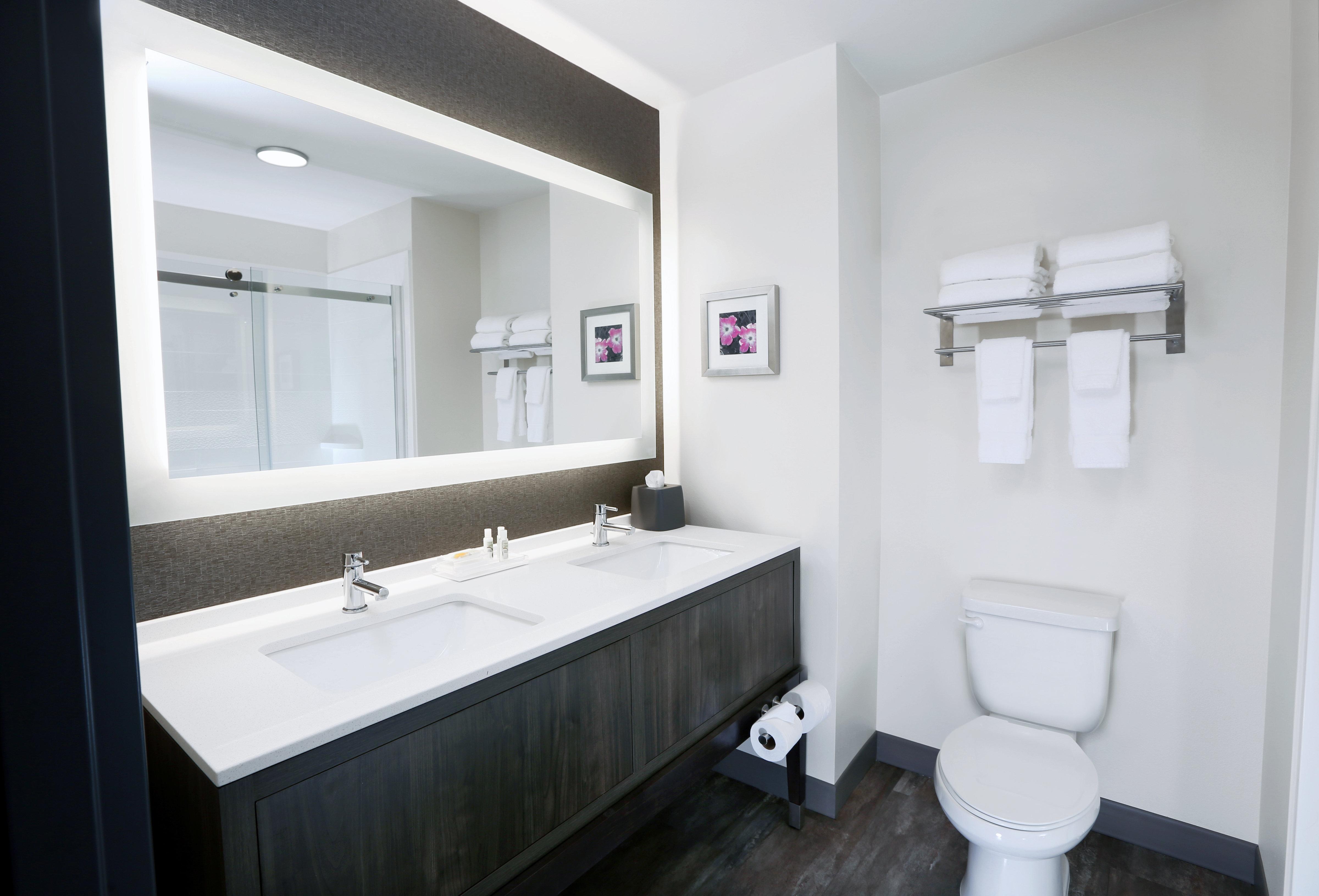 Holiday Inn & Suites Sioux Falls - Airport By Ihg Bagian luar foto