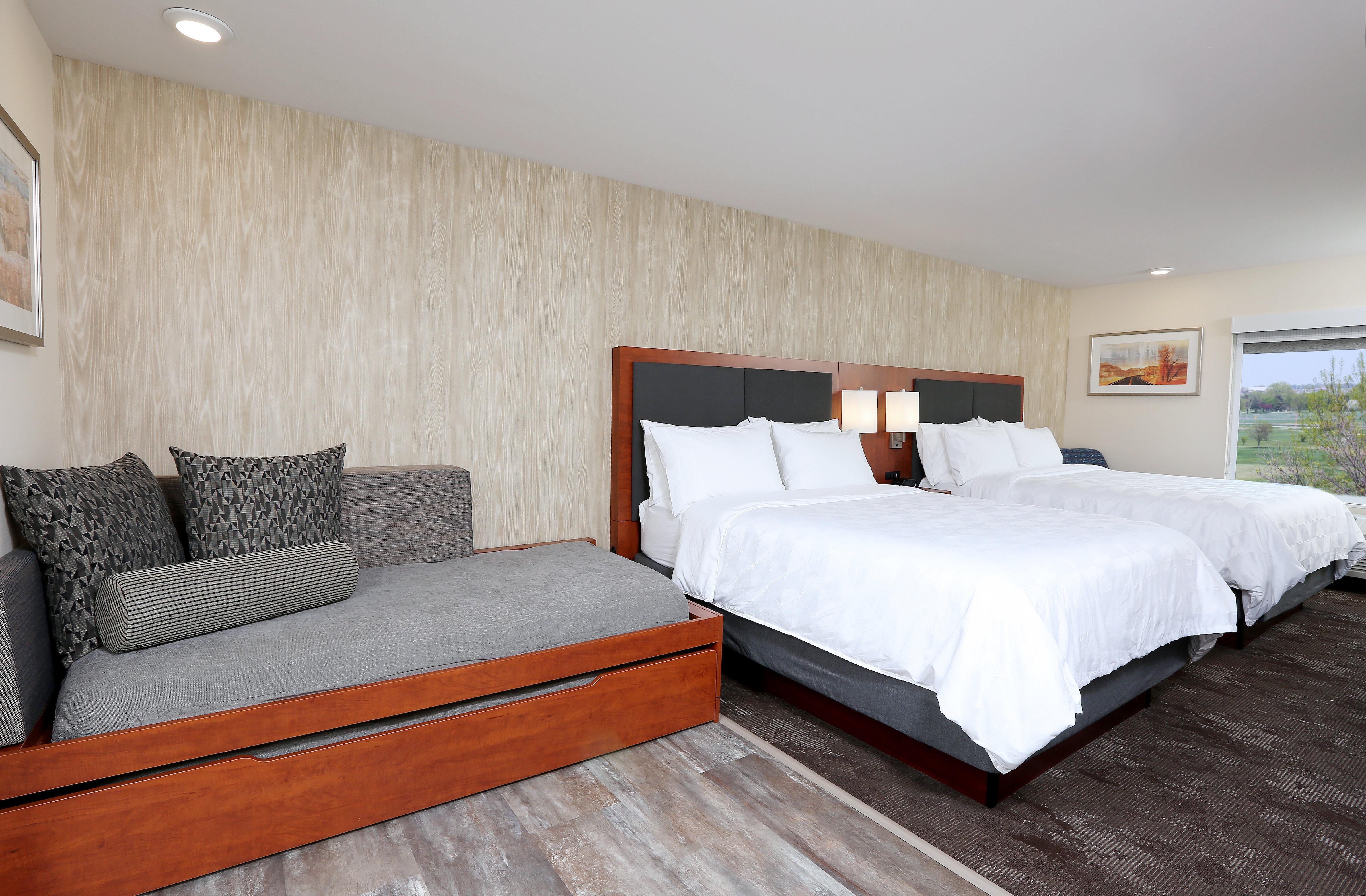 Holiday Inn & Suites Sioux Falls - Airport By Ihg Bagian luar foto